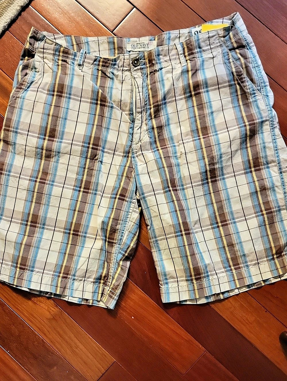 Old Navy Men's Plaid Shorts Beige & Blue Waist 38